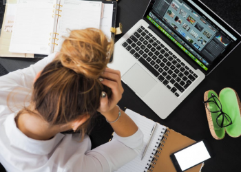 Uno de cada cinco trabajadores en el mundo sufre acoso laboral, según sondeo OIT