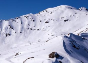Localizan con vida a ocho de los diez desaparecidos por una avalancha en Austria