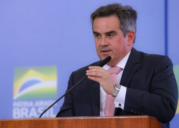 El principal ministro de Bolsonaro renuncia antes de la investidura de Lula