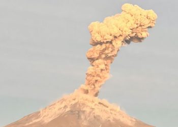 Volcán Popocatépetl con intensa actividad