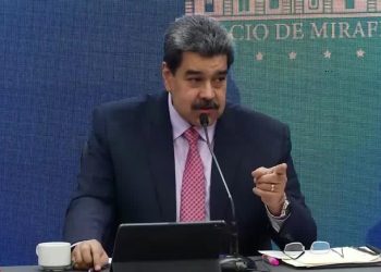 Oposición venezolana exige a Maduro fijar fecha para seguir diálogo en México
