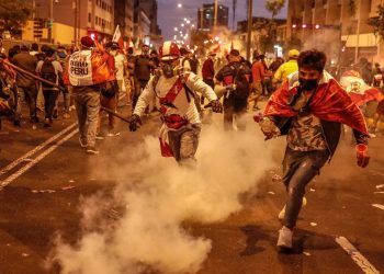 ¿Qué está pasado en Perú? Un especialista nos cuenta