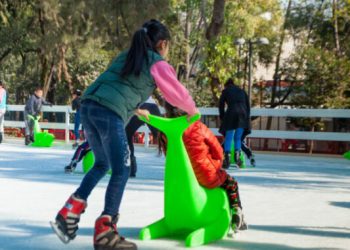 ¿Pistas de hielo gratis en la CDMX? Te contamos dónde
