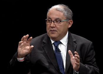 Para México, la autosuficiencia en combustibles se ve lejana, asegura Ramsés Pech