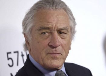Una mujer fue detenida por robar los regalos de Navidad de la casa de Robert De Niro