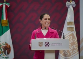 Esto dijo Sheinbaum sobre los espectaculares de apoyo a su candidatura a la presidencia