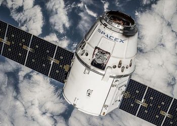 SpaceX lanza los primeros 54 satélites de nueva generación de la red Starlink