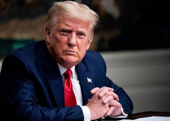 Trump pide el fin de la Constitución de Estados Unidos