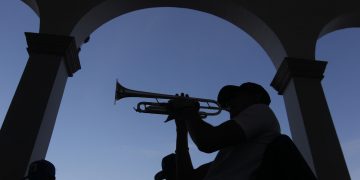 Jóvenes heredan la tradición y amor por el mariachi