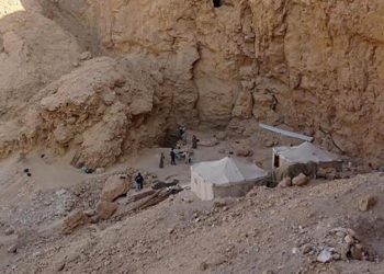 Hallan la tumba de un antiguo monarca de hace 3,500 años en Egipto