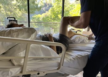 El actor Jeremy Renner se rompió más de 30 huesos en accidente