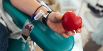 Proponen en el Senado pagar el día a trabajadores que acudan a donar sangre