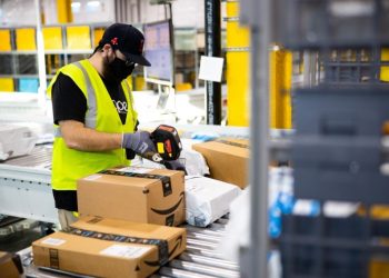 Amazon anuncia el despido de más de 18 mil trabajadores 