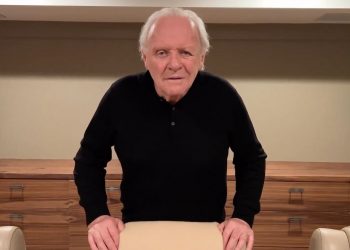 Alienta Anthony Hopkins a quienes luchan contra el alcoholismo