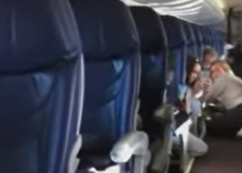 Avión comercial fue agredido a balazos en aeropuerto de Culiacán