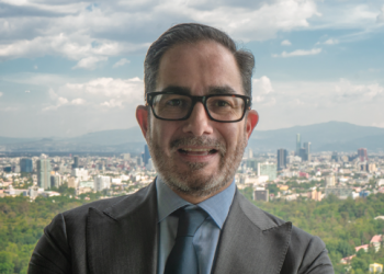 La industria turística exige regulación y piso parejo en plataformas de alojamiento: Arsuaga