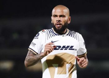 Detienen a Dani Alves y lo llevan al juzgado por agresión sexual