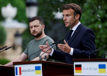 Francia enviará vehículos blindados ligeros a Ucrania