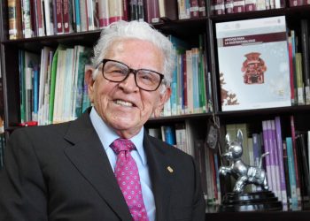 Un hombre feliz, de sonrisa franca y preocupado por el futuro de nuestro planeta, Héctor Mayagoitia actualmente es el coordinador politécnico para la sustentabilidad