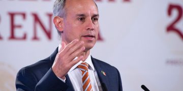 Contagios de COVID-19 llevan 12 semanas al alza: López-Gatell