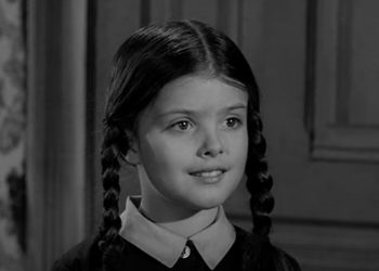 Fallece Lisa Loring, la primera actriz que dio vida a Merlina de Los Locos Addams