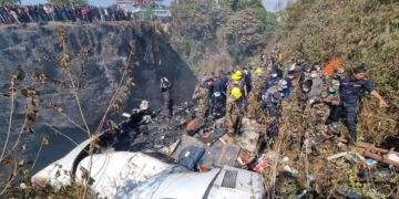 Este es el momento exacto de la caída del avión en Nepal; reportan 72 muertos