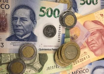 México recibe 2023 con aumentos al salario mínimo y más días de vacaciones