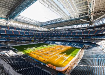 El Santiago Bernabéu recibe un partido 77 días después