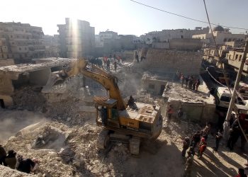 Al menos 16 muertos tras el derrumbe de un edificio en Siria