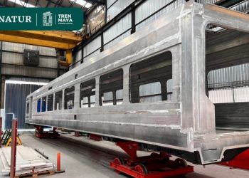 Terminada la caja principal del primer vagón del Tren Maya
