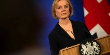 Banco de Inglaterra vende los bonos que compró por la crisis creada por Truss