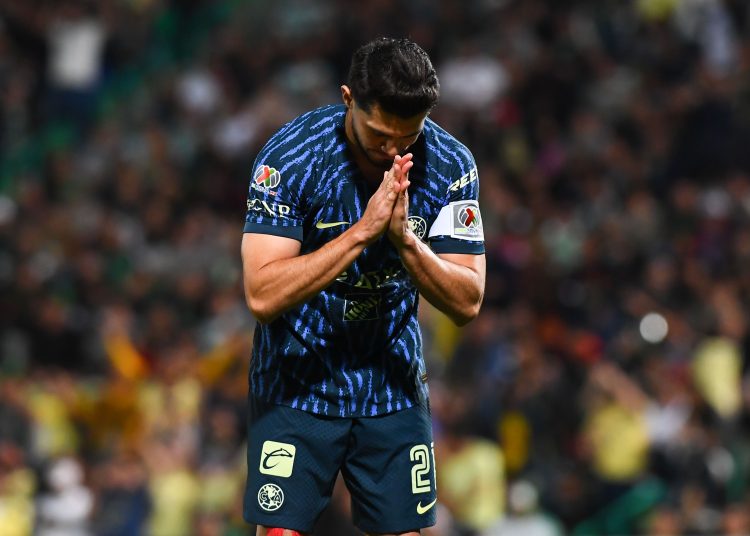 Henry Martin celebrates his goal 2-1 of America during the game Santos vs America, corresponding to Round 05 of the Torneo Clausura 2023 of the Liga BBVA MX, at TSM -Corona- Stadium, on February 04, 2023.



Henry Martin celebra su gol 2-1 de America durante el partido Santos vs America, Correspondiente a la Jornada 05 del Torneo Clausura 2023 de la Liga BBVA MX, en el Estadio TSM -Corona-, el 04 de Febrero de 2023.
