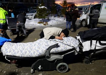 Asciende la cifra de muertos por los terremotos en Turquía y Siria