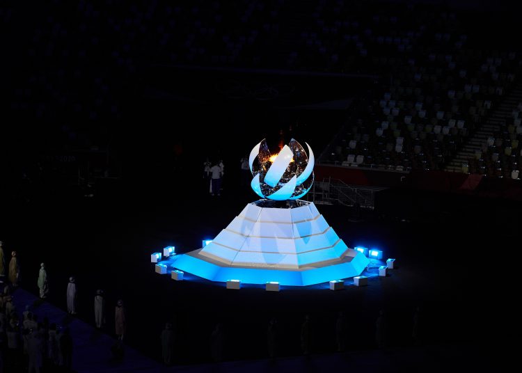The olympic flame is extinguished during the Closing Ceremony of the XXXII Olympic Games Tokyo 2020, at Olympic Stadium in Tokyo, on August 08, 2021.



La llama olimpica se apaga en el pebetero durante la Ceremonia de Clausura de los XXXII Juegos Olimpicos de Tokio 2020, en el Estadio Olimpico de Tokio, el 8 de agosto de 2021.