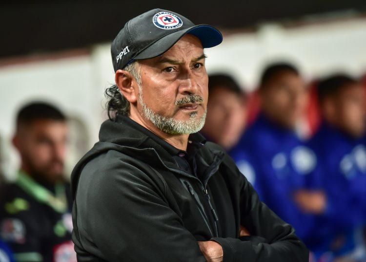 Raul Gutierrez head coach of Cruz Azul during the game Necaxa vs Guadalajara, corresponding to Round 3 of the Torneo Clausura 2023 of the Liga BBVA MX, at Victoria Stadium, on January 21, 2023.



Raul Gutierrez Director Tecnico de Cruz Azul durante el partido Necaxa vs Guadalajara, Correspondiente a la Jornada 03 del Torneo Clausura 2023 de la Liga BBVA MX, en el Estadio Victoria, el 21 de Enero de 2023.