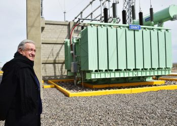 López Obrador inaugura la primera fase de planta solar en Sonora