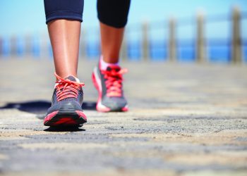 Caminatas breves reducen la muerte prematura, según un estudio