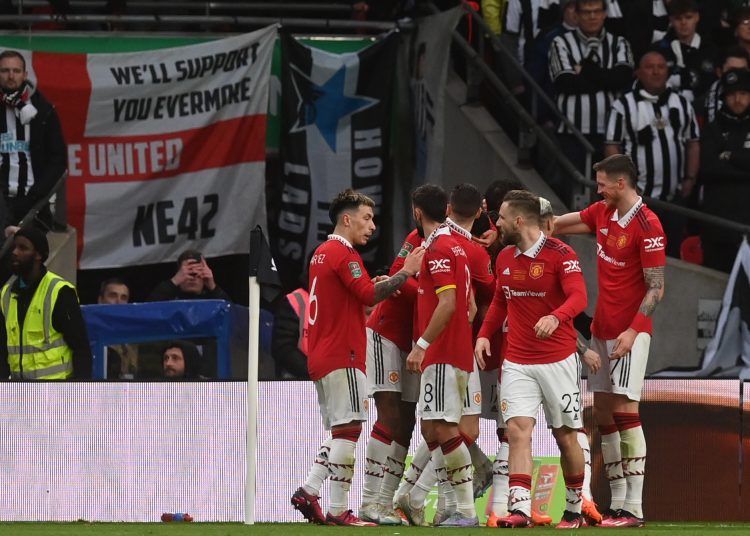 London (United Kingdom), 26/02/2023.- Manchester United's players react after the team score the second goal during the Carabao Cup final soccer match between Manchester United and Newcastle United, in London, Britain, 26 February 2023. (Reino Unido, Londres) EFE/EPA/NEIL HALL