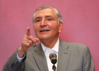 Lorenzo Córdova se asume como legislador acusa Adán Augusto López