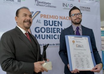 Pedro Rodríguez recibe premio nacional al Buen Gobierno Municipal 2022
