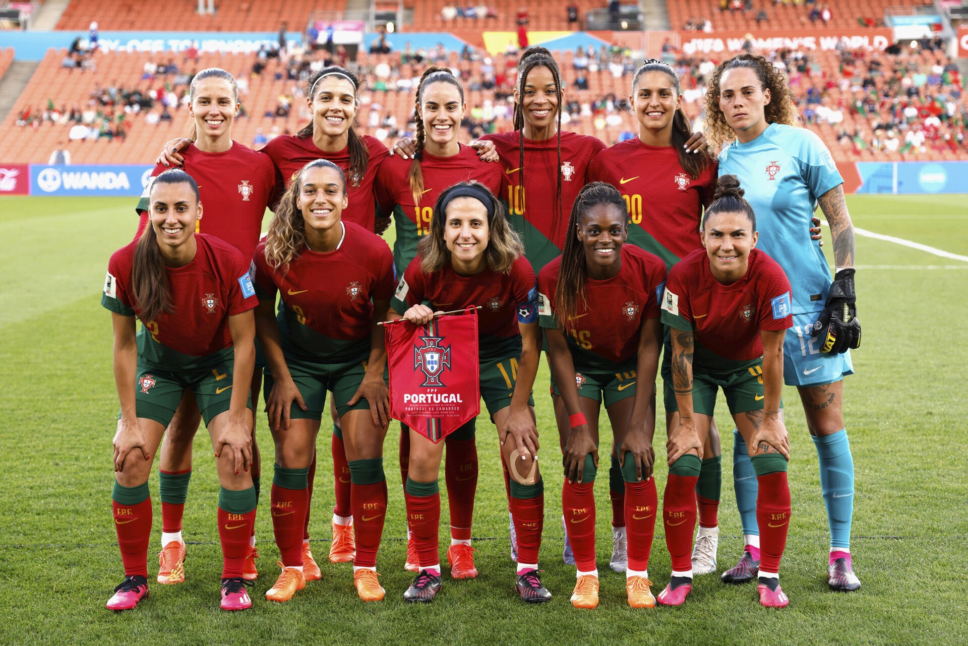 Portugal exultante pelo feito histórico da sua seleção feminina