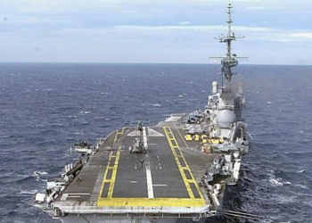 Brasil hundirá un antiguo portaaviones con materiales tóxicos