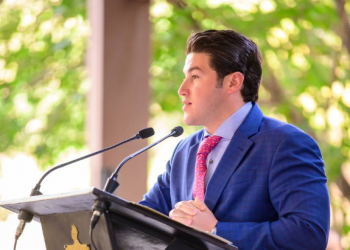 Gobernador de Nuevo León alista viaje a Texas para el anuncio de Tesla