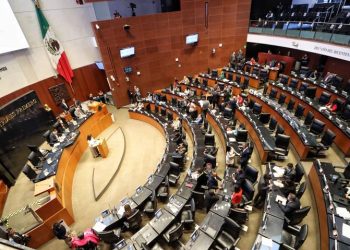 Organizaciones de la sociedad civil entregaron a senadores conclusiones elaboradas por 90 expertos en Oncología para expedir una Ley General de Cáncer