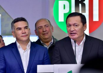 Fuman la pipa de la paz en el PRI, confirman a Osorio Chong como Coordinador en el Senado y quedan atrás diferencias con Alejandro Moreno