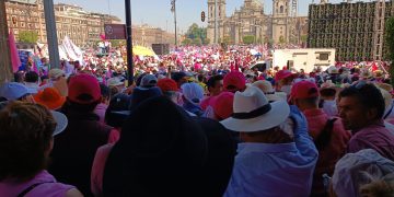 “No somos acarreados”, esto opinan los ciudadanos que participan en la Concentración Mi voto no se toca