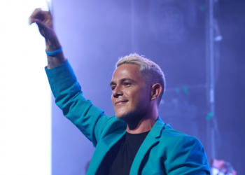 Alejandro Sanz arranca su gira con lleno en el Auditorio Nacional