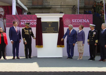 López Obrador encabeza la Ceremonia por el 110 Aniversario de la Marcha de la Lealtad