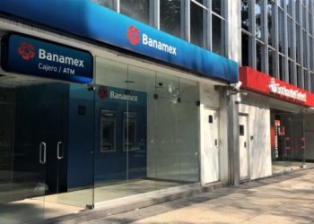 Adelanta sus operaciones bancarias