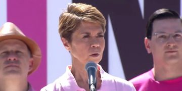 Estamos listos para impedir un golpe a la Constitución: Beatriz Pagés, oradora en la concentración Mi voto no se toca
